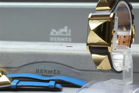 Hermès [Near MINT / BOX] Hermes Medor Gold Stud Pyramid